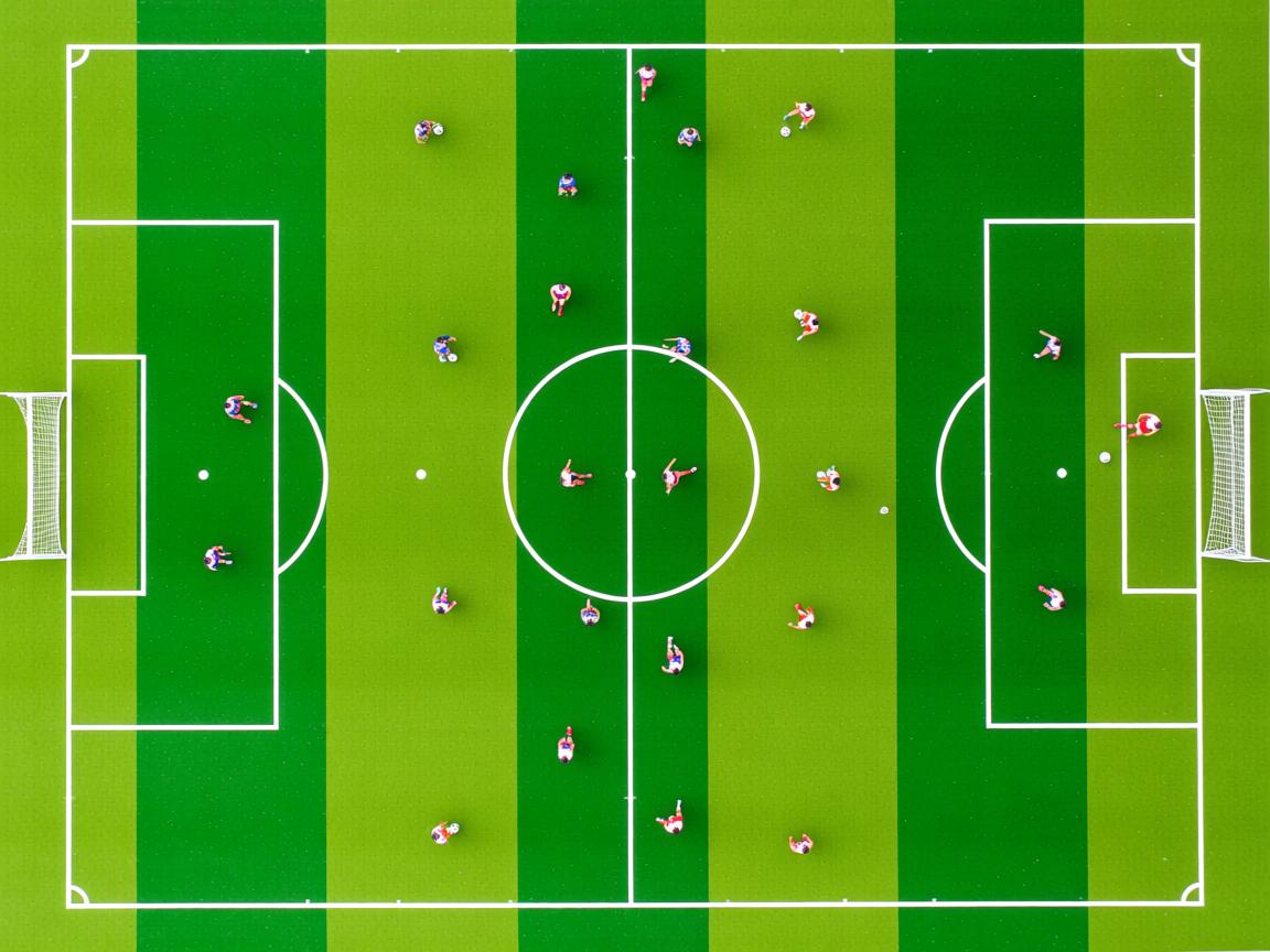 开云ky官网-五大联赛是否鼓励中后场断球后立即长传反打思路,五大联赛中场休息多久 第2张